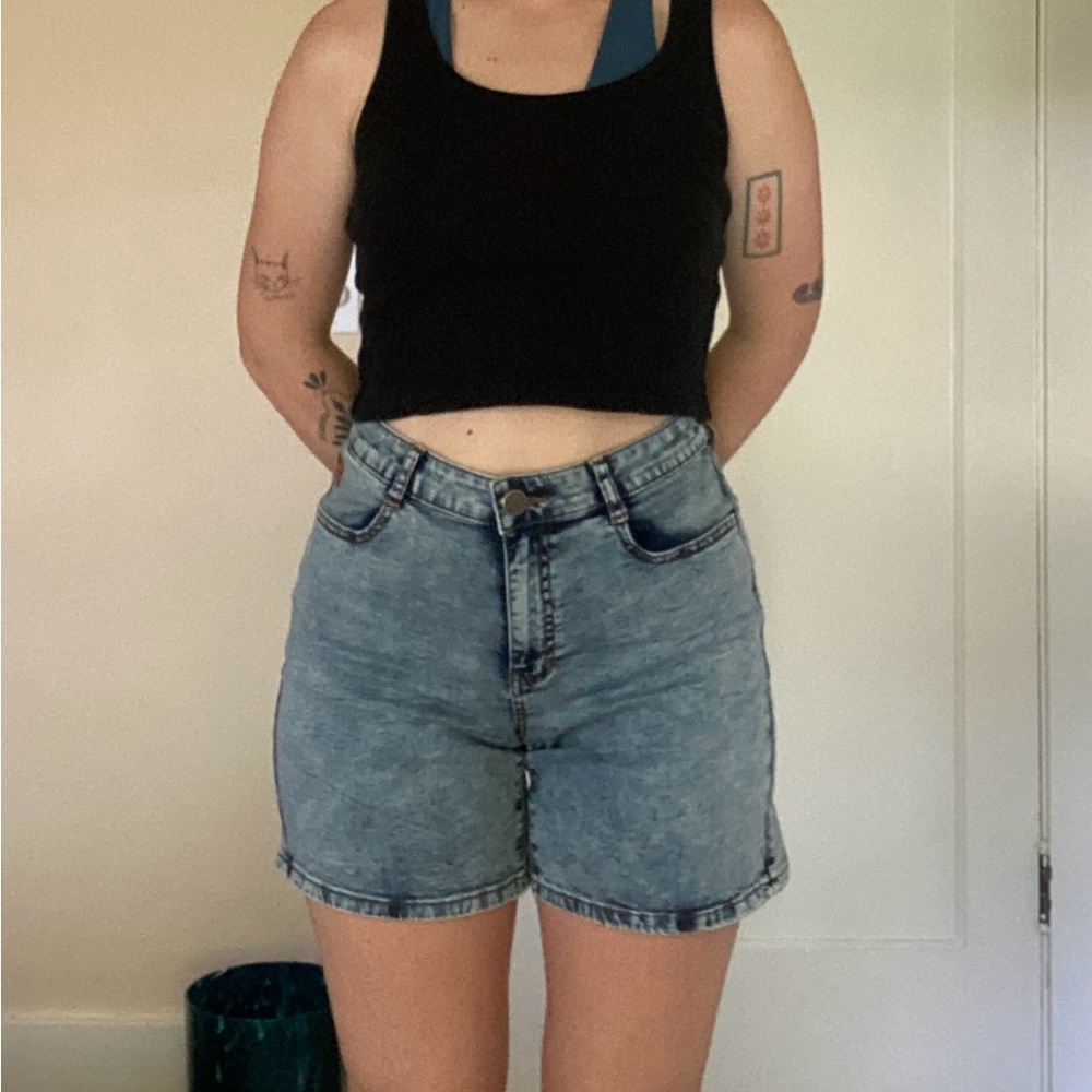 Ripton Shorts